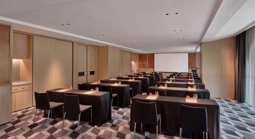 Hyatt Centric Zhongshan Park Shanghai