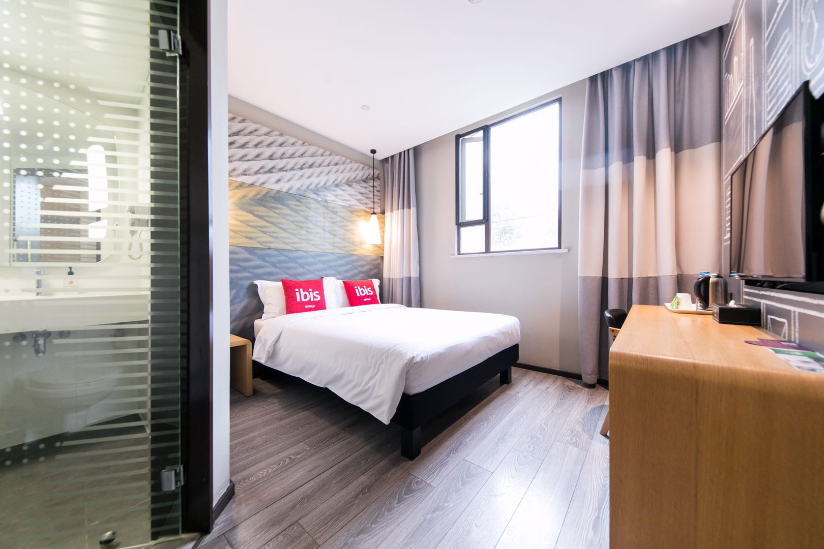 Ibis Shanghai Hongqiao Gubei Hotel