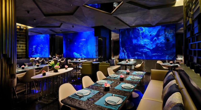 Intercontinental Shanghai Wonderland