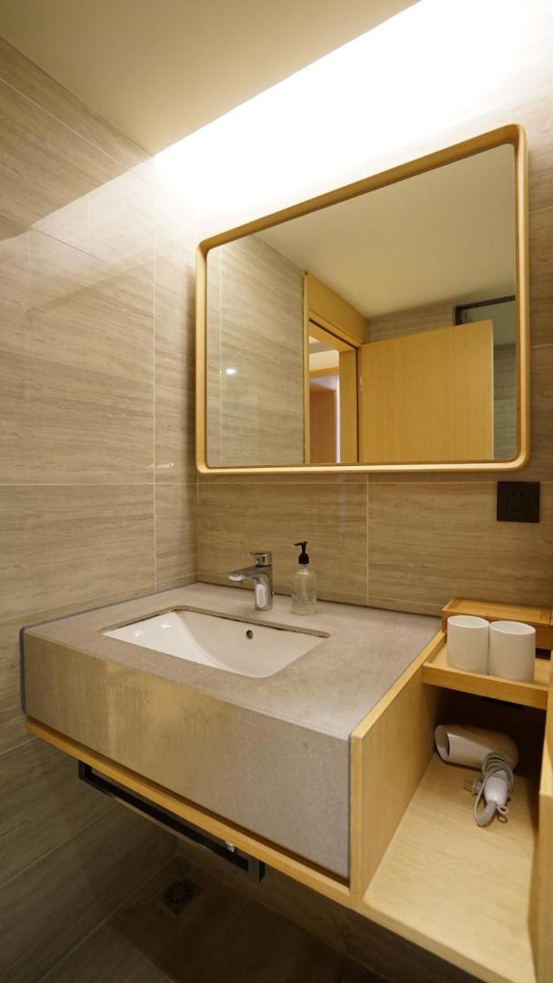 JI Hotel Shanghai South Xizang Road