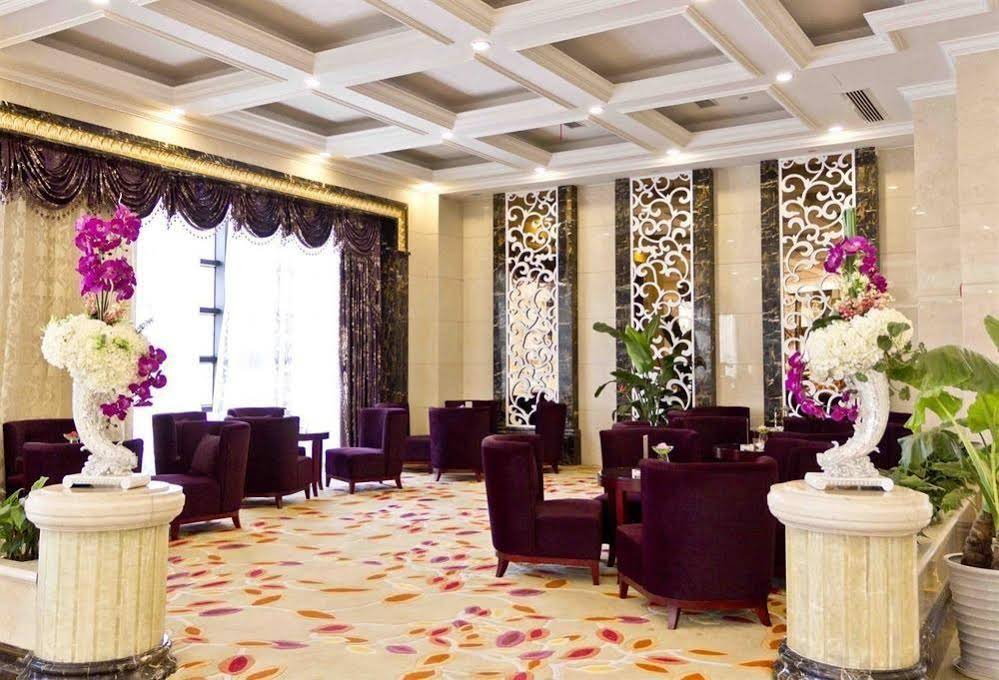 Jinfeng International Hotel