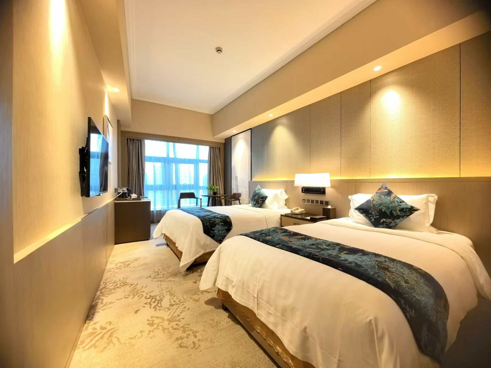 Jin Jiang Pine City Hotel
