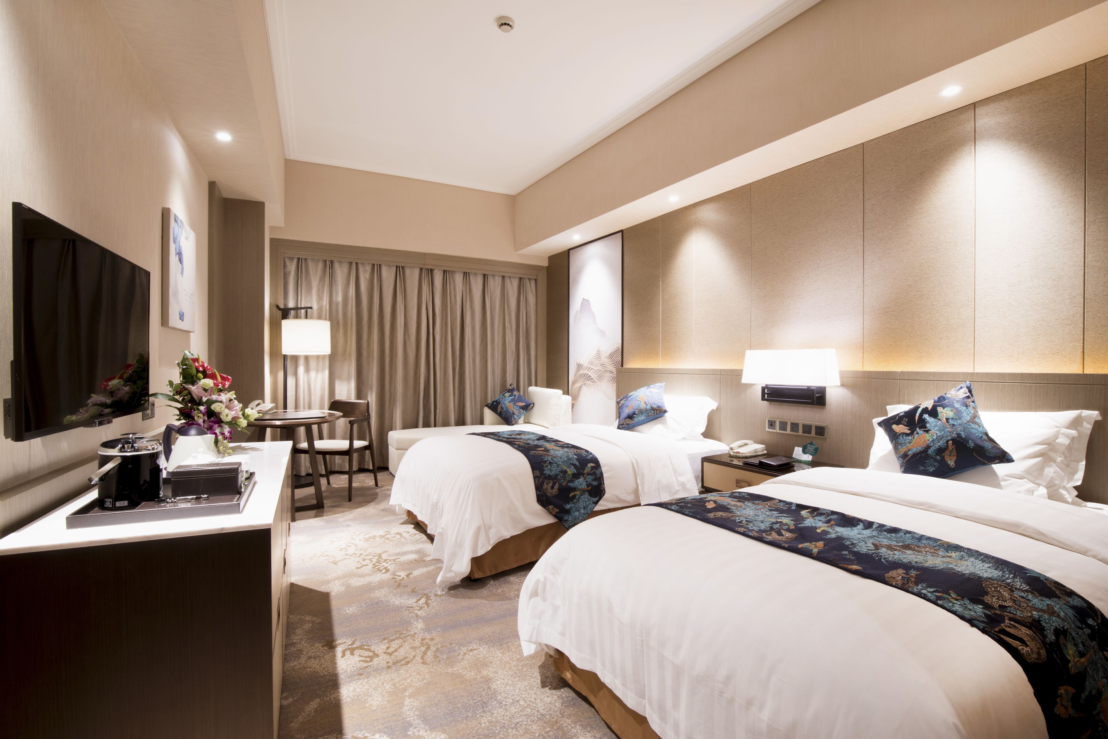 Jin Jiang Pine City Hotel