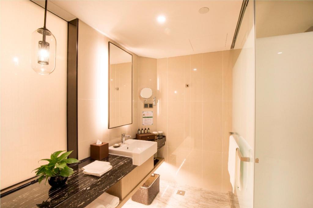 Jin Jiang Pine City Hotel