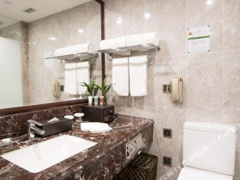 Jin Jiang Pine City Hotel