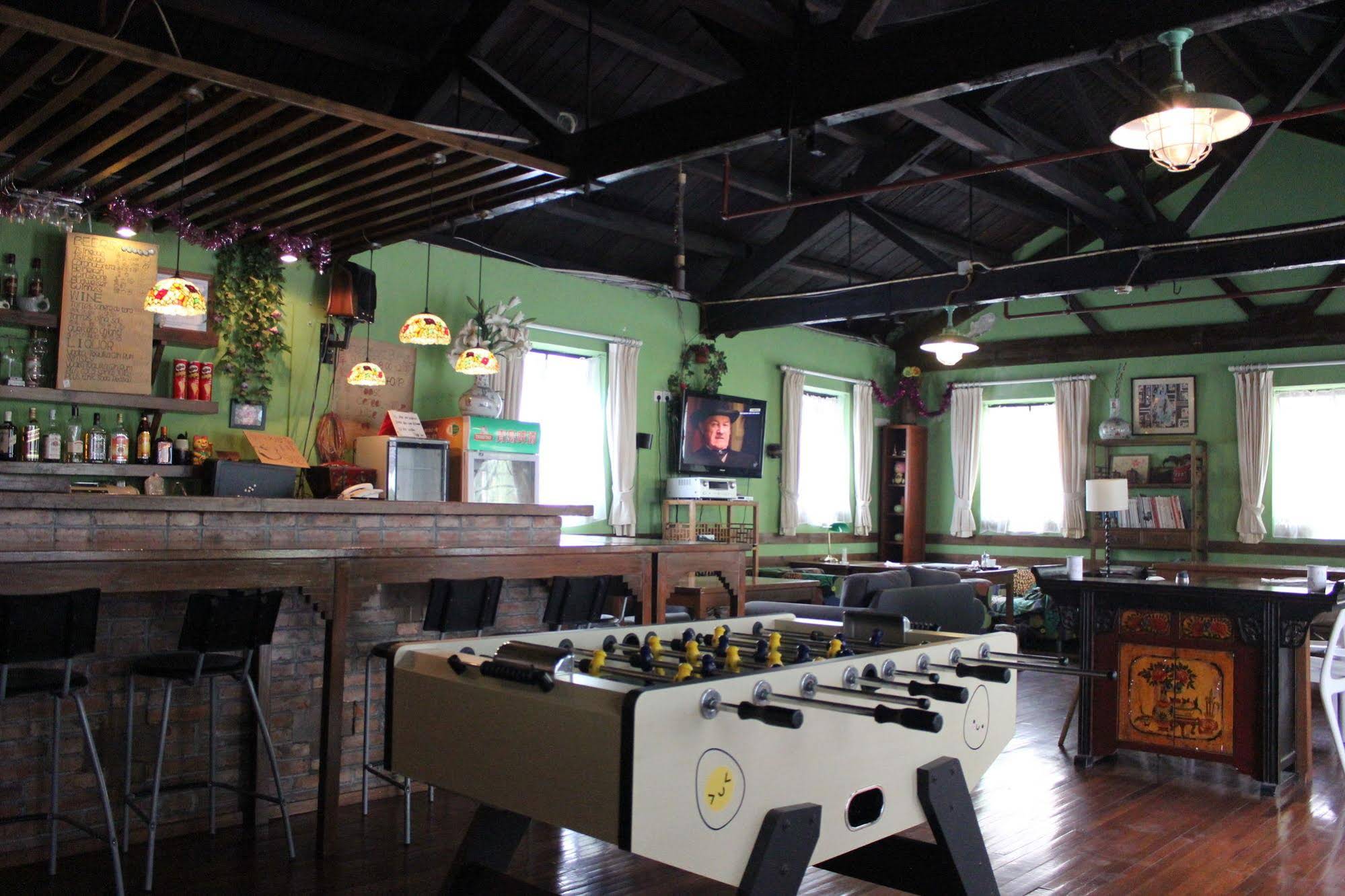 Le Tour Traveler's Rest Youth Hostel