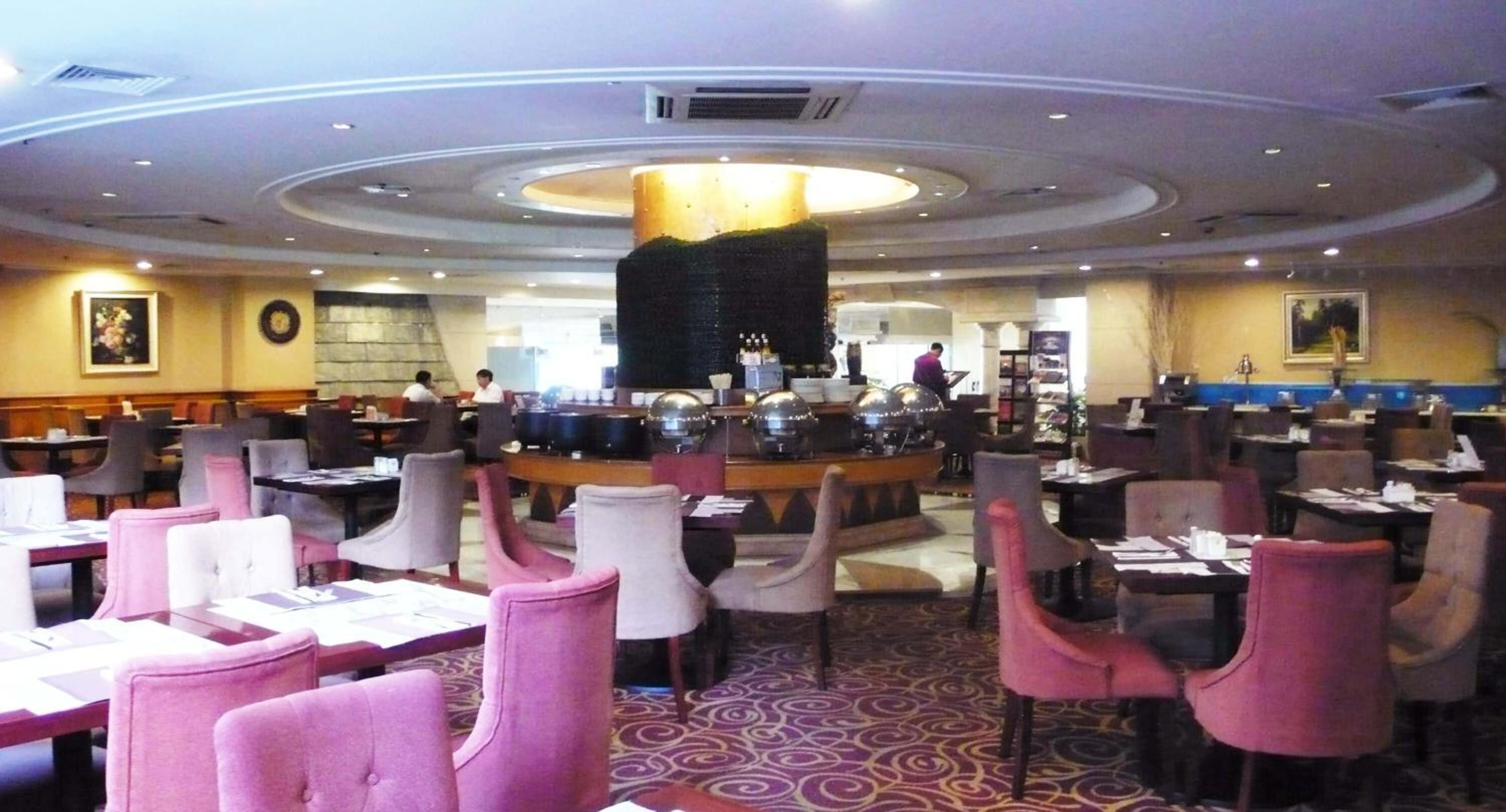 Luxemon Hotel