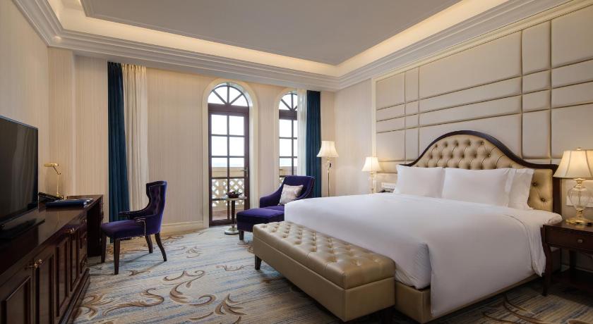 Radisson Blu Forest Manor Hotel, Shanghai Hongqiao