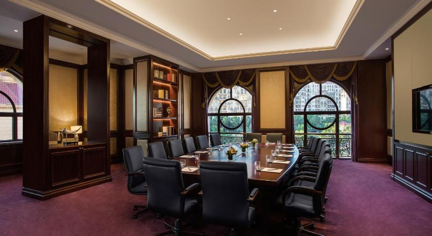 Radisson Blu Forest Manor Hotel, Shanghai Hongqiao