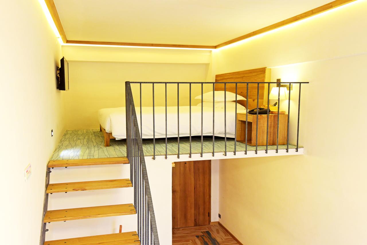 Ramada Encore by Wyndham Shanghai Pudong Airport