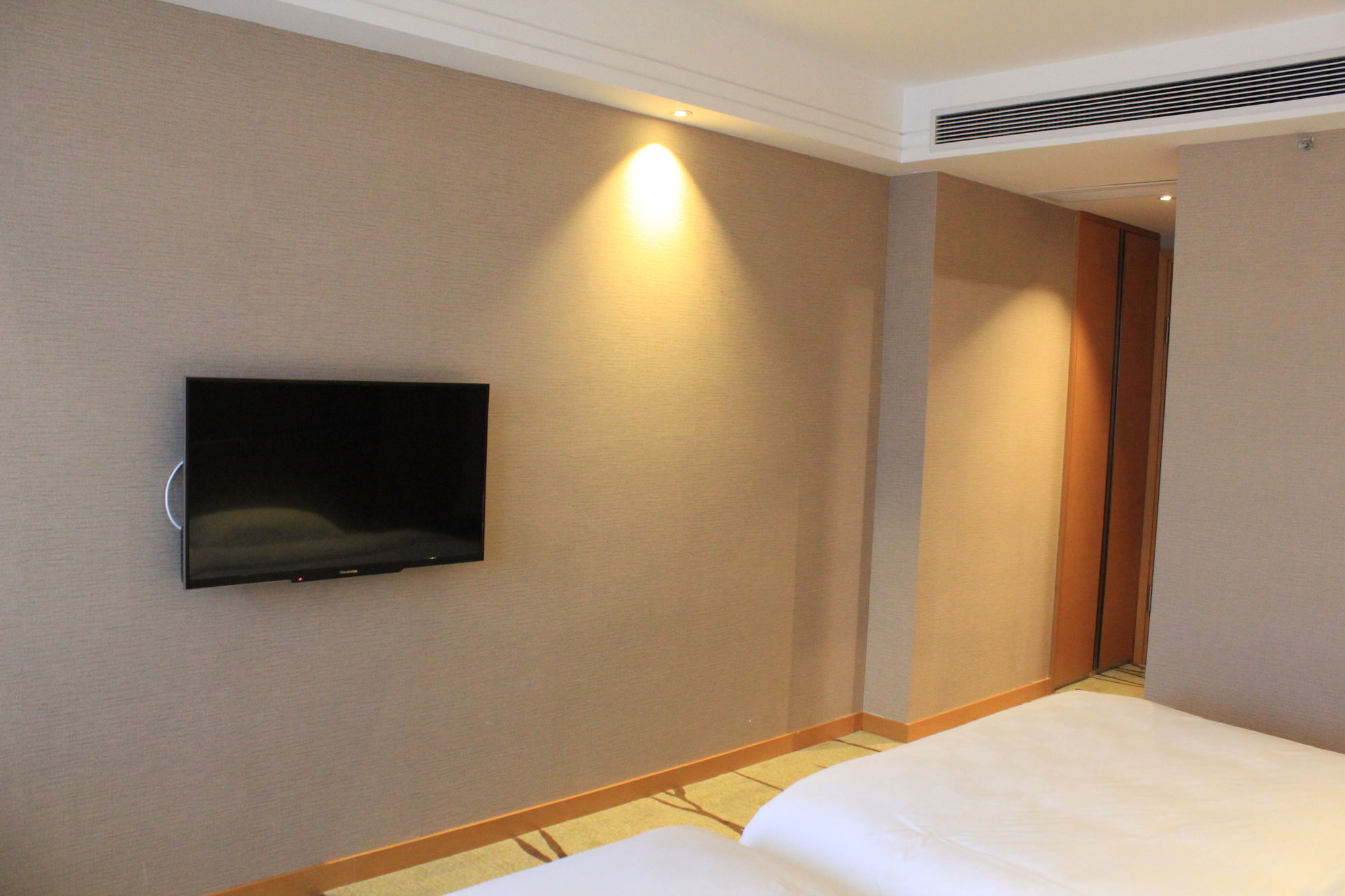 FX International Boutique Hotel