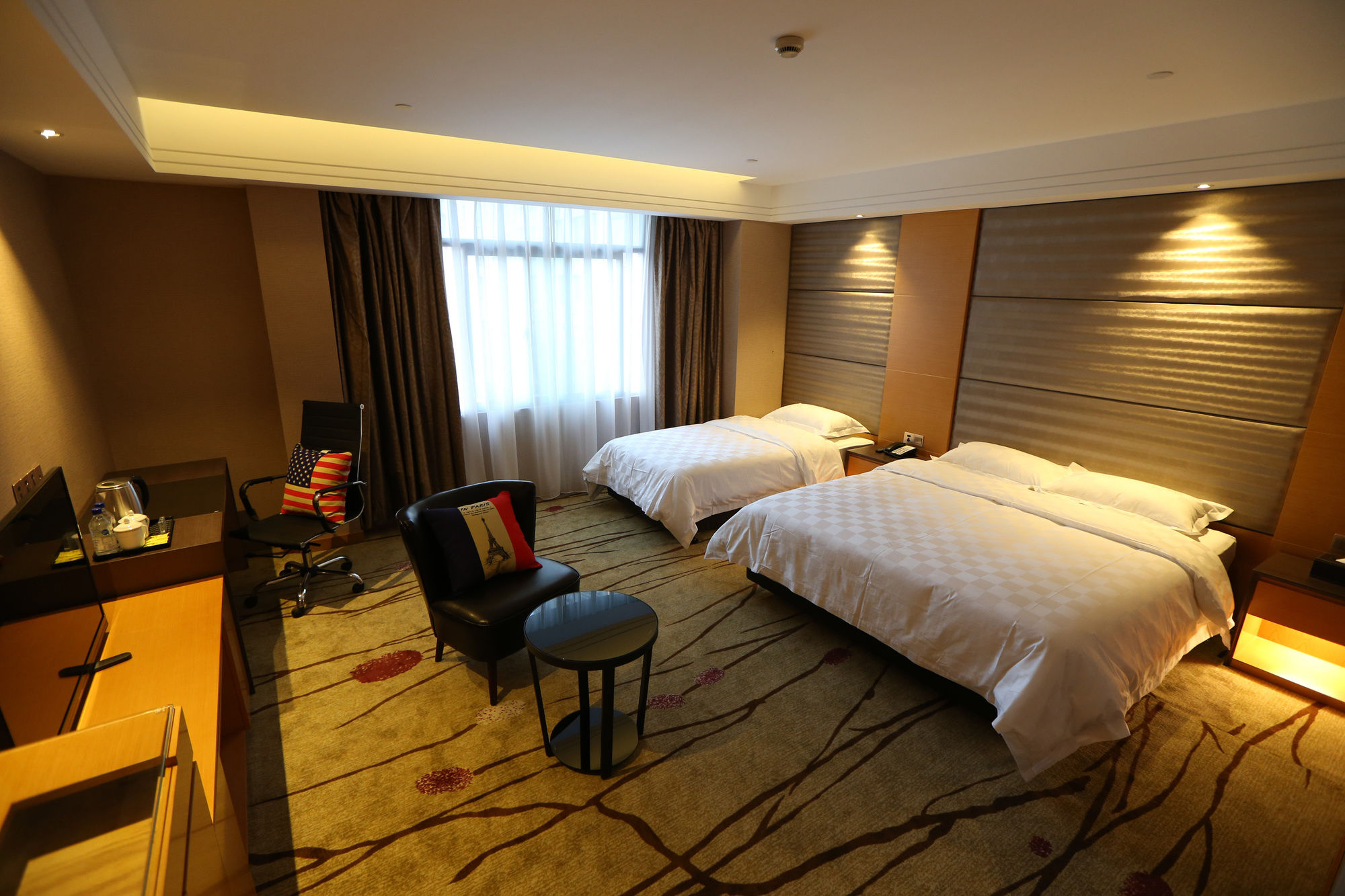 FX International Boutique Hotel