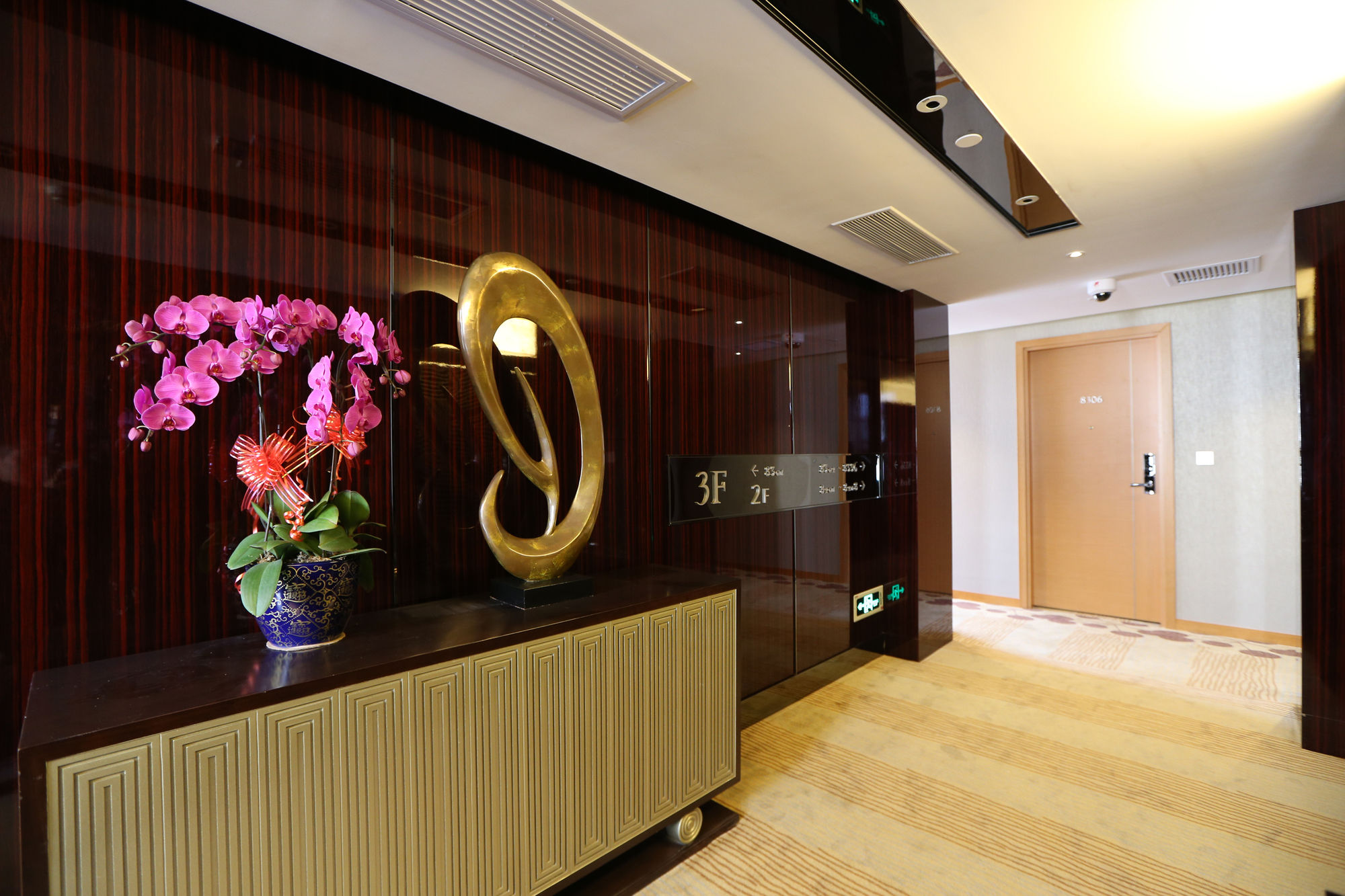 FX International Boutique Hotel
