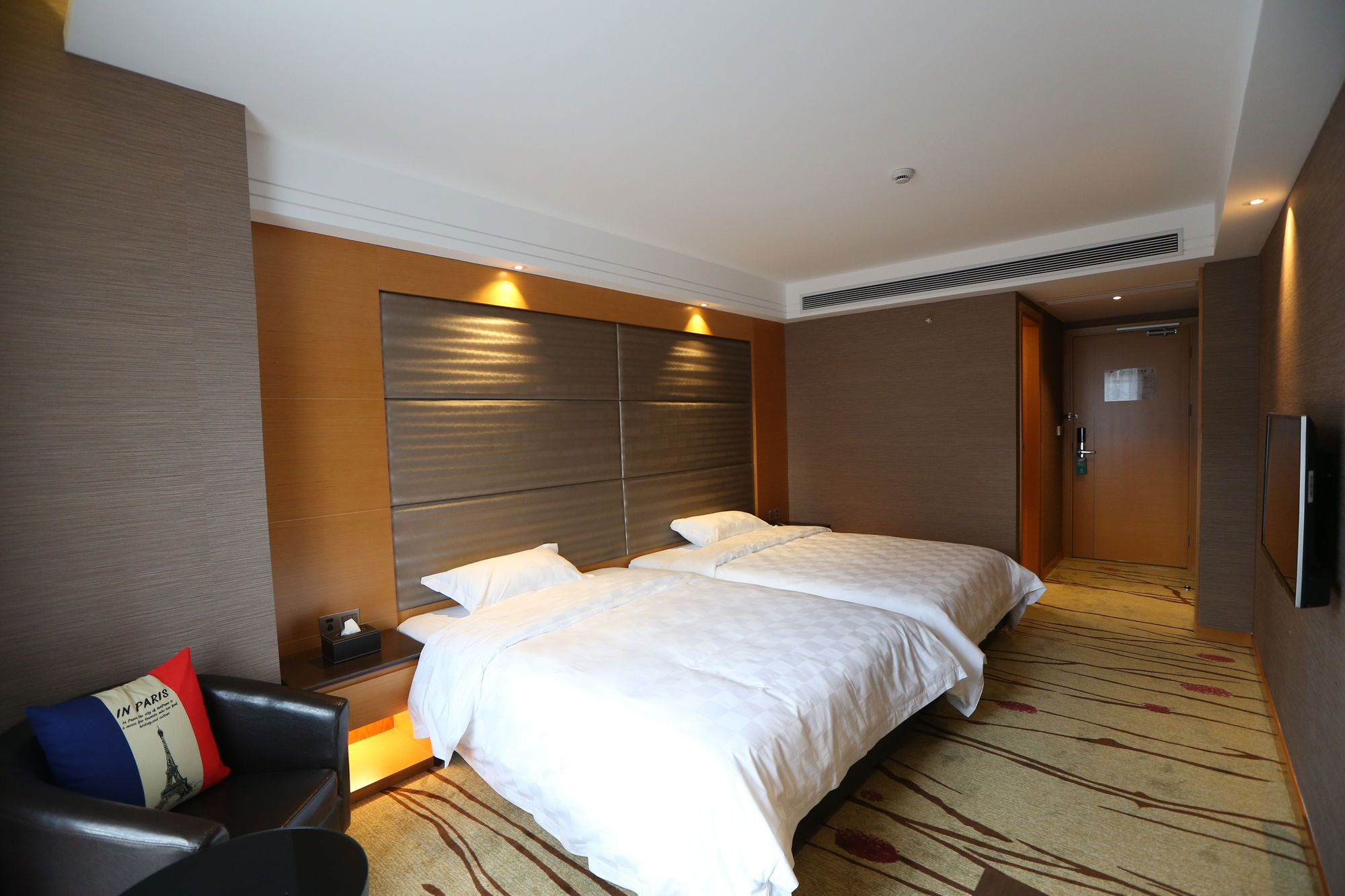 FX International Boutique Hotel
