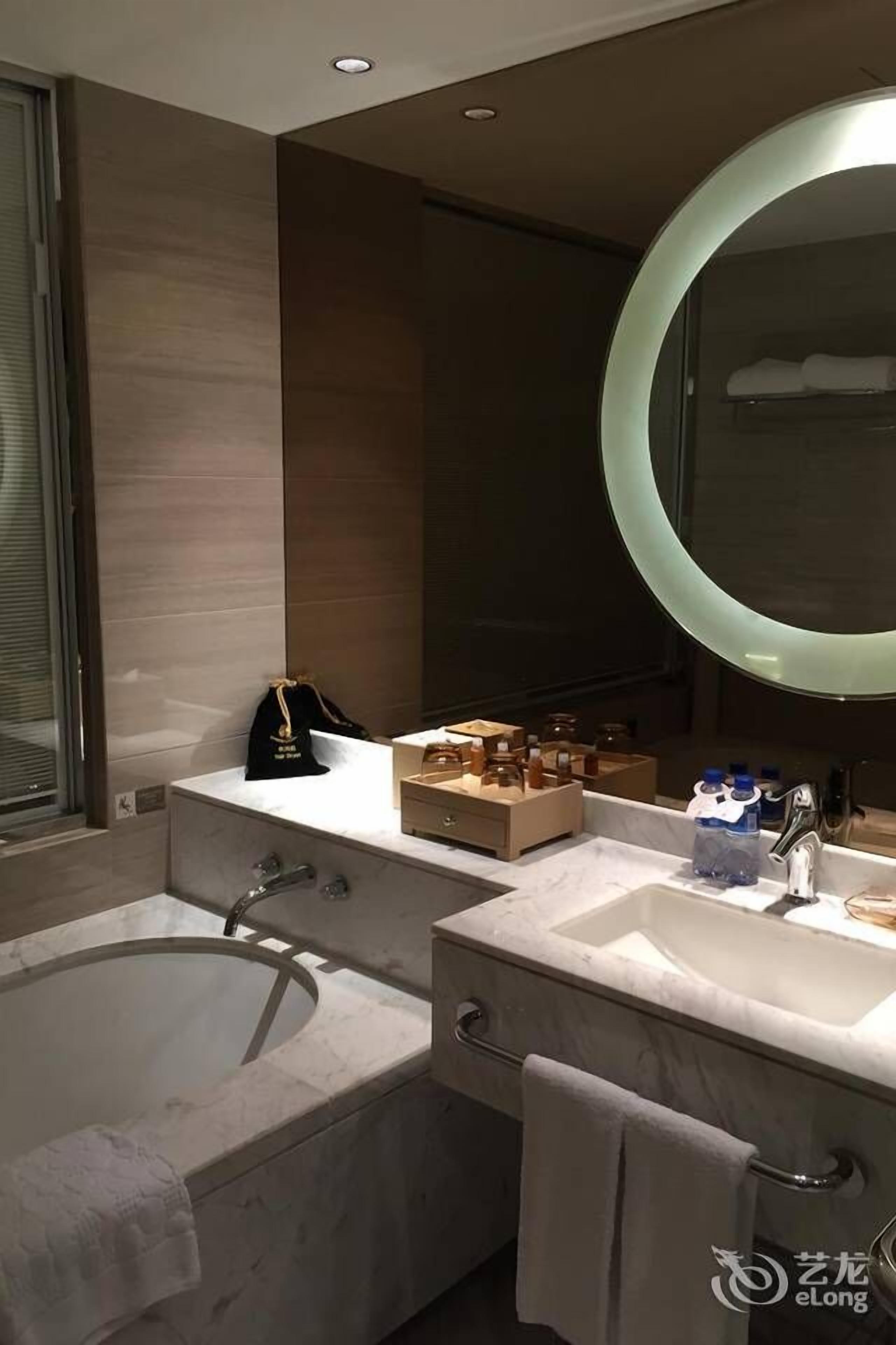 Shanghai Hongqiao Airport Hotel