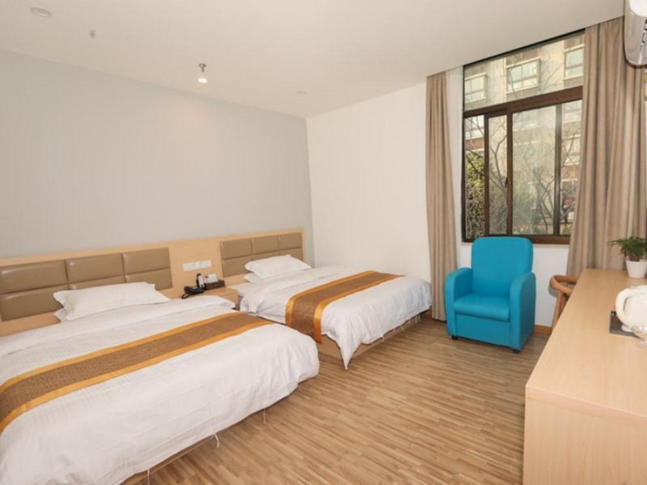 Shell Shanghai Jiading Nanxiang Town Minzhu Street Hotel