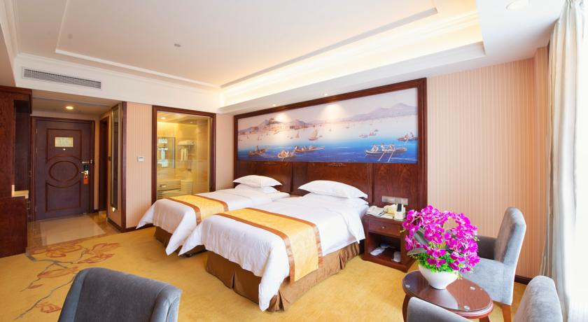 Vienna Hotel Jinshan New City Wanda Plaza