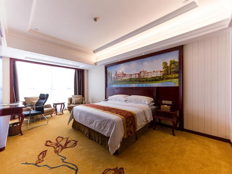 Vienna Hotel Songjiang Wanda Guangfulin Road