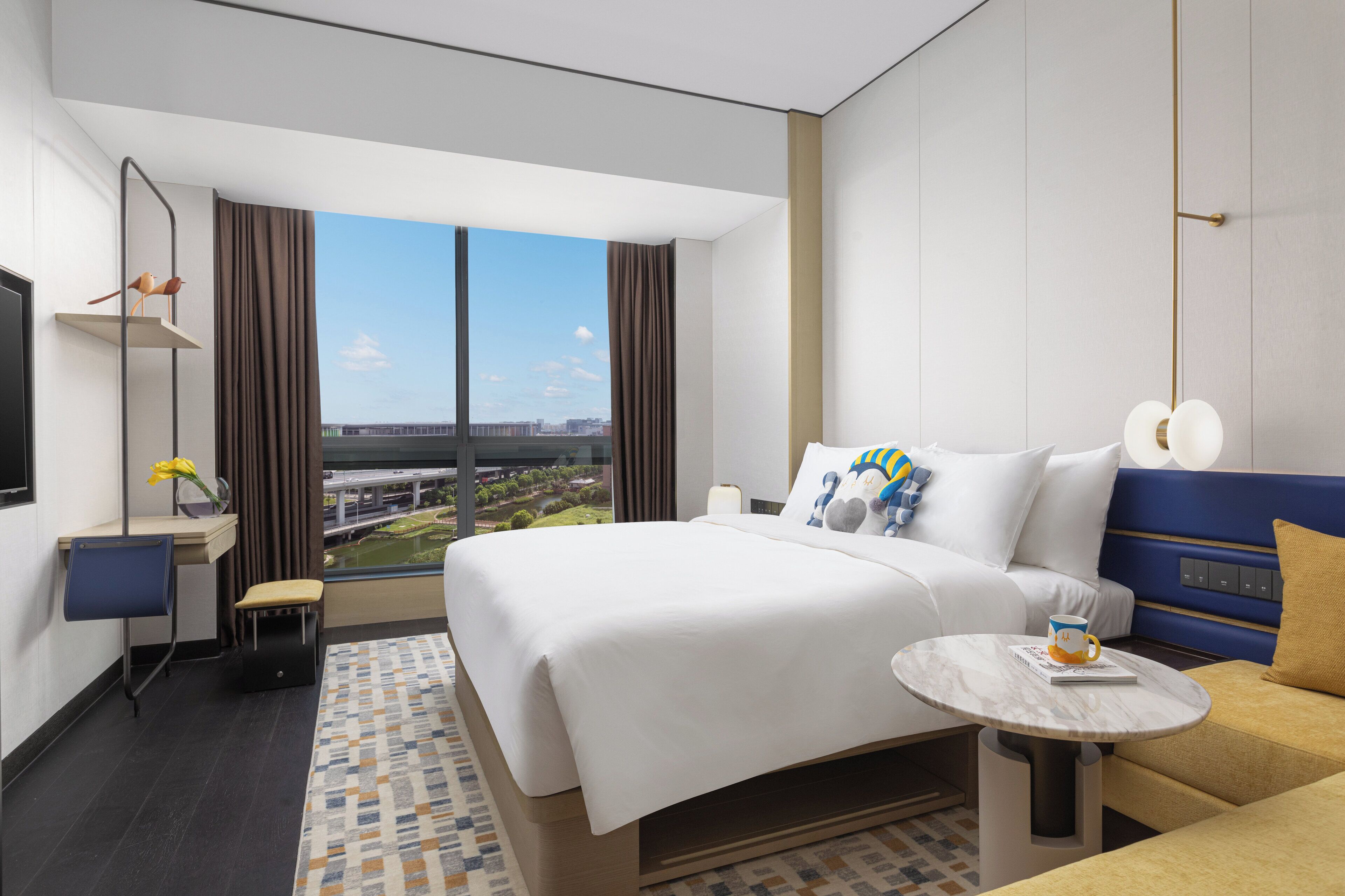 Voco Suites Shanghai Hongqiao CBD