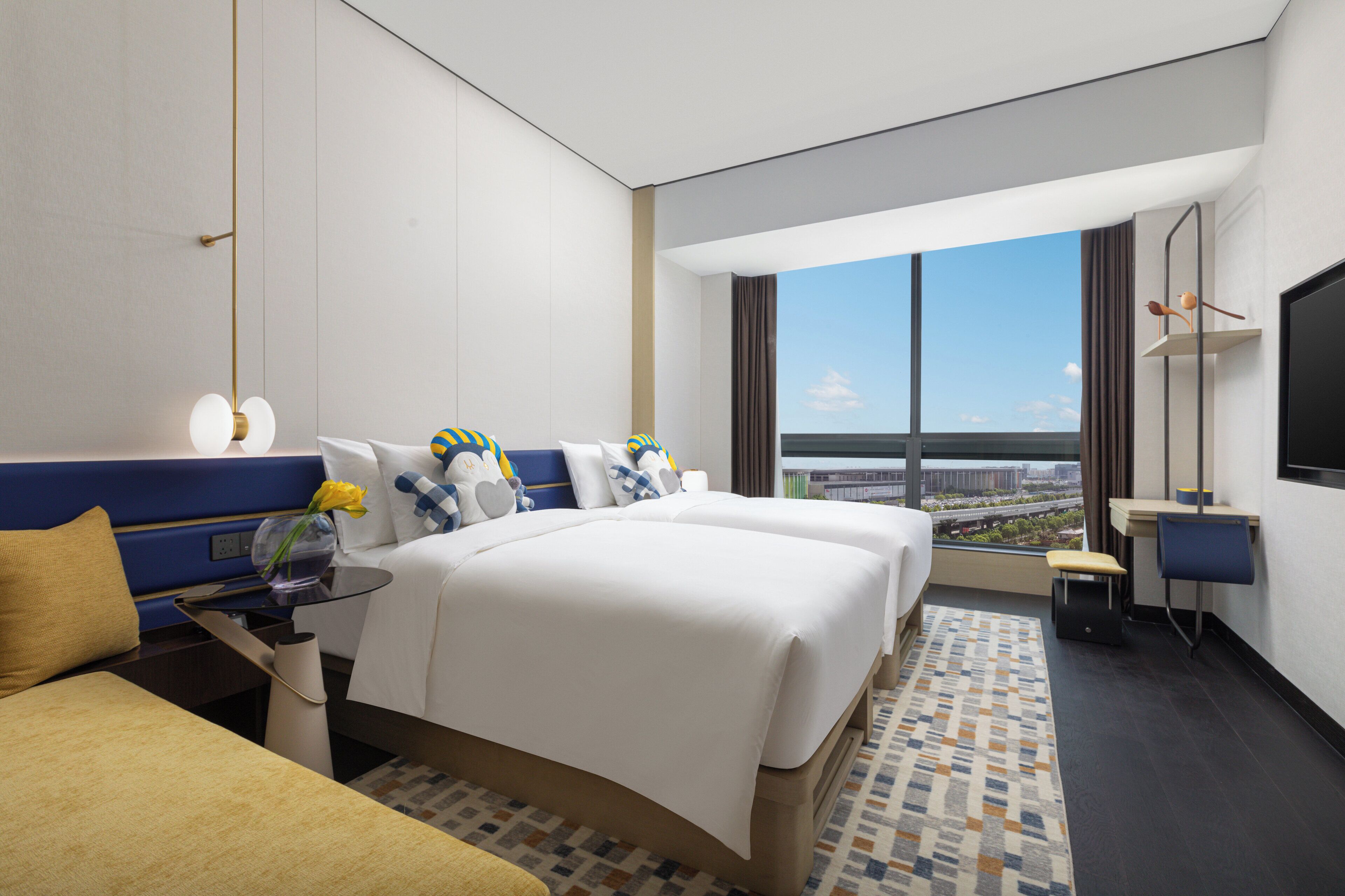 Voco Suites Shanghai Hongqiao CBD