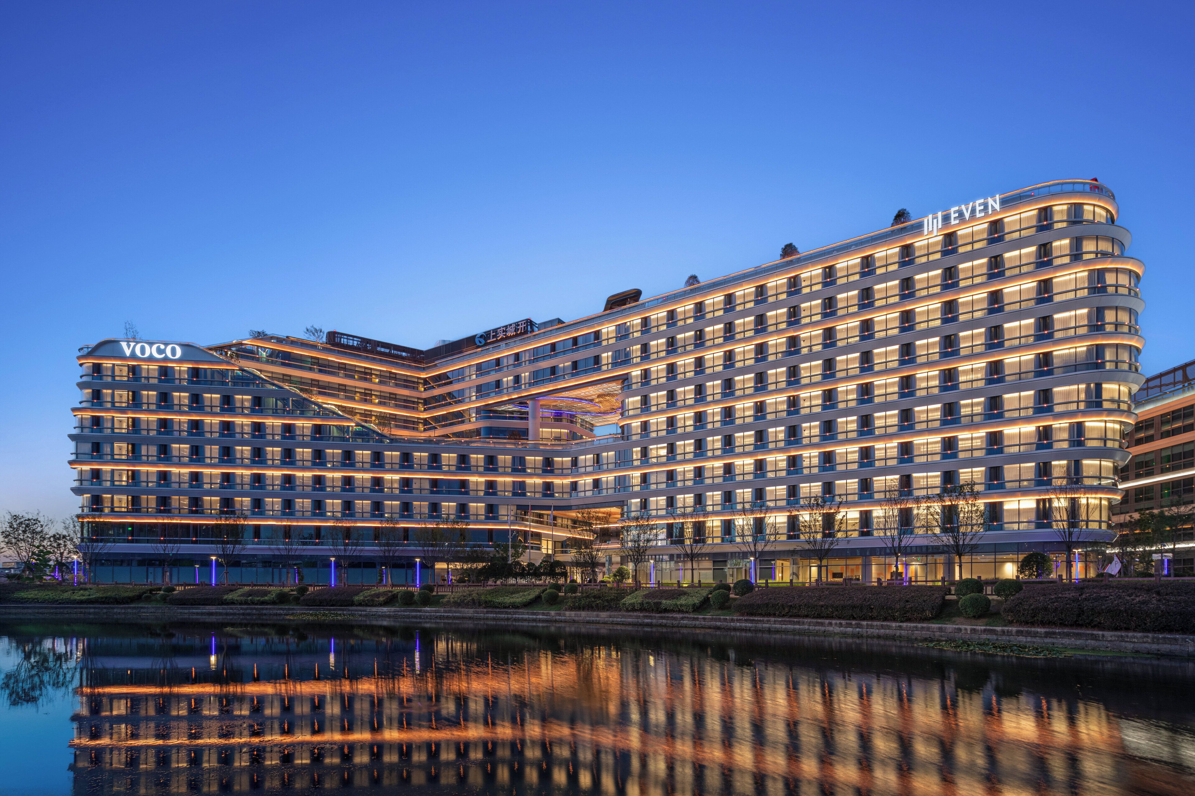 Voco Suites Shanghai Hongqiao CBD
