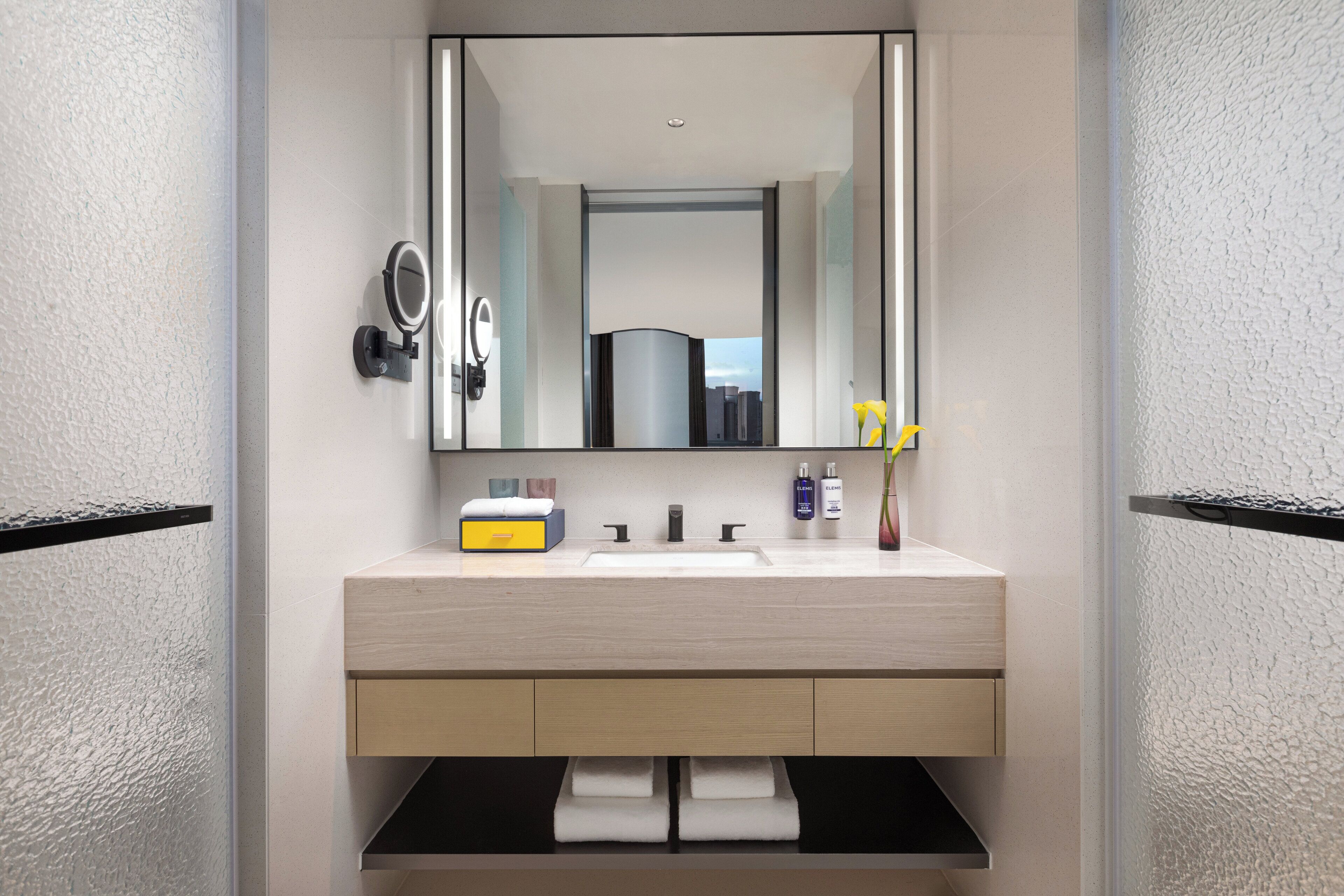 Voco Suites Shanghai Hongqiao CBD