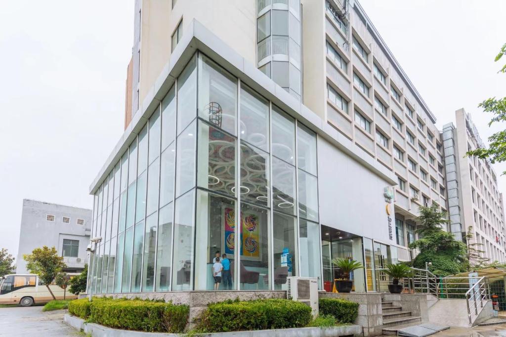 Wangdi Shangju Hotel