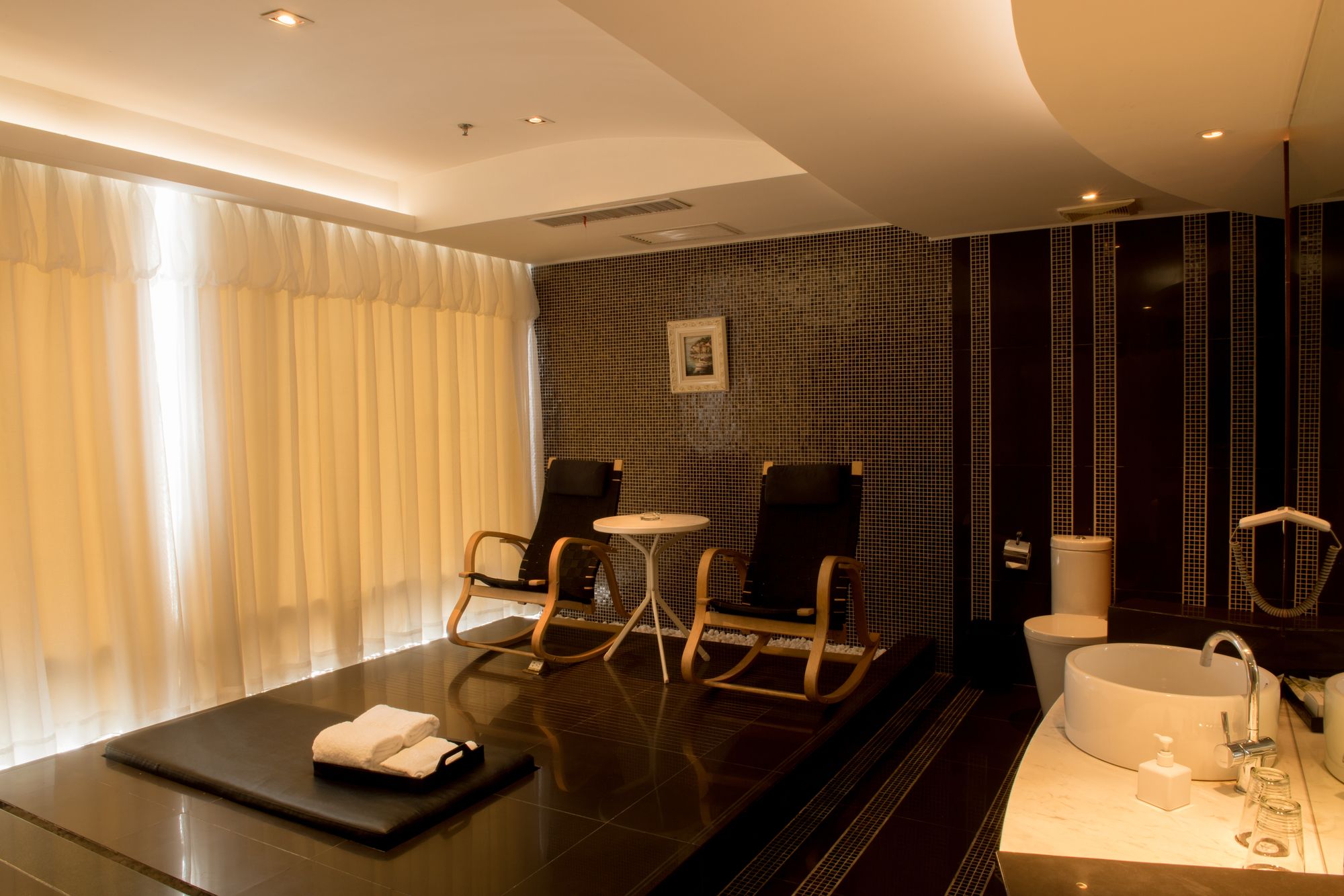 We Love Hotel Shanghai Wuzhong Road