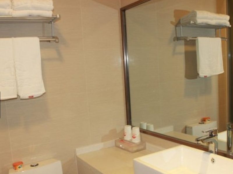 Yiting 6+e Hotel Shanghai Lujiazui Branch