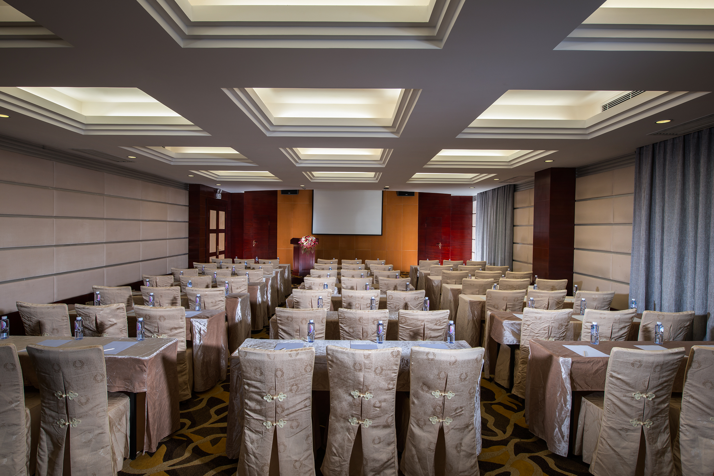 Shanghai Huaxi Meishi Hotel