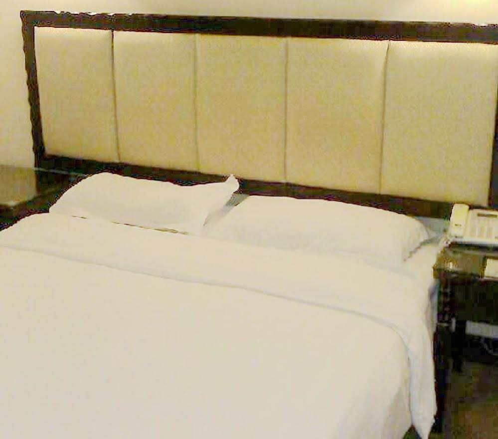 Lvjing International Hotel