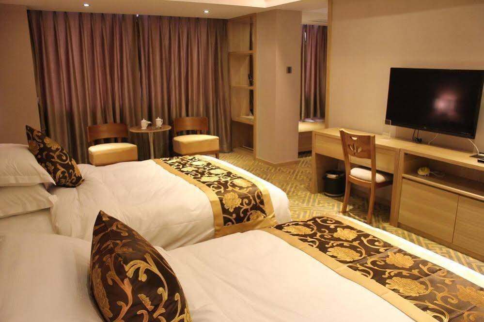 Weihai Longwei Holiday Hotel