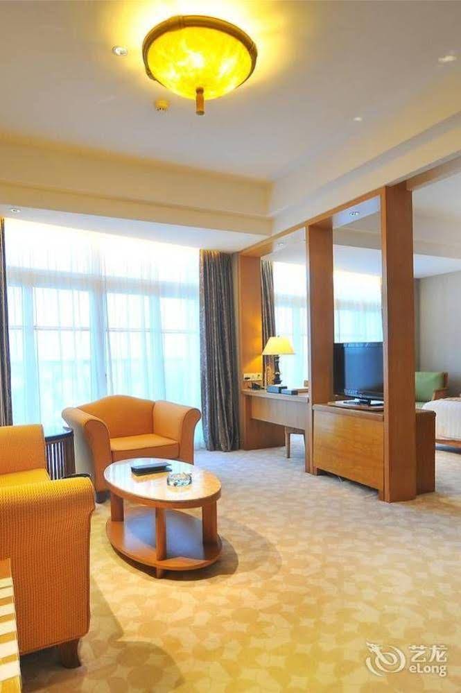 Wenchang Waika Hotel