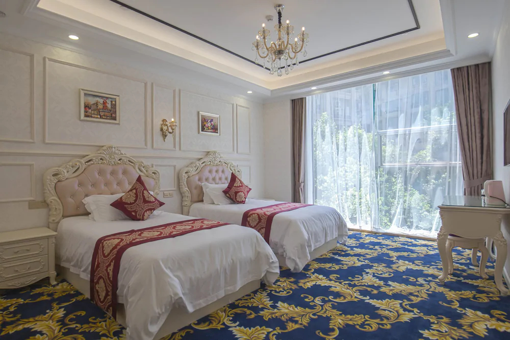 Whezhou New World Hotel