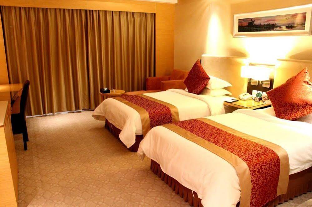 Yonghegong Hotel