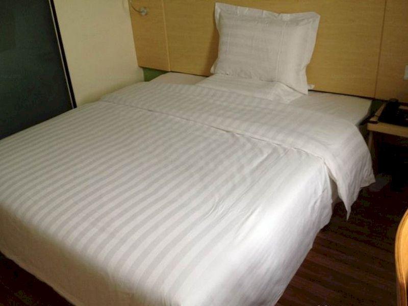 7 Days Inn Hainan State Farm Bureau Branch