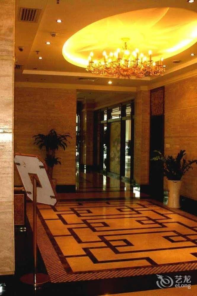 Golden Lotus Herton Seaview