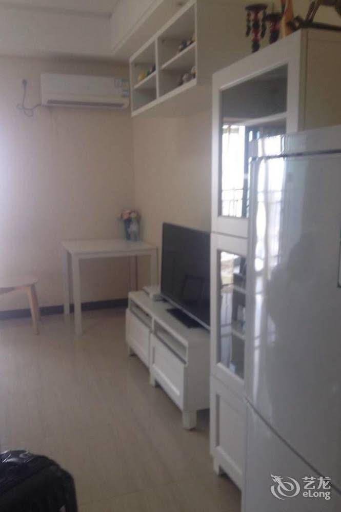 Hip-hop Hotel Apartment