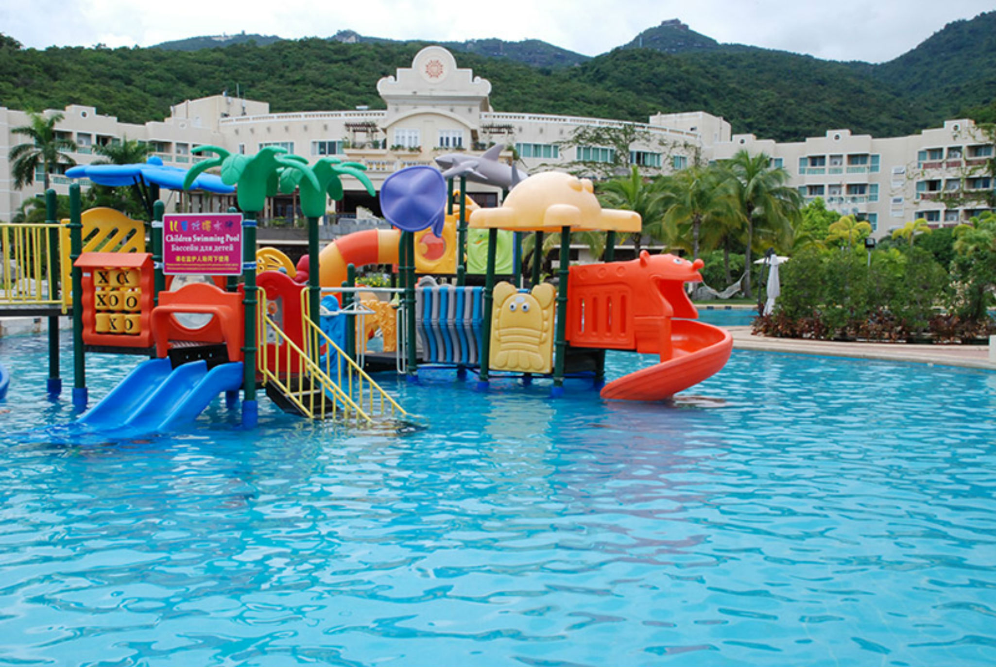 Cactus Resort