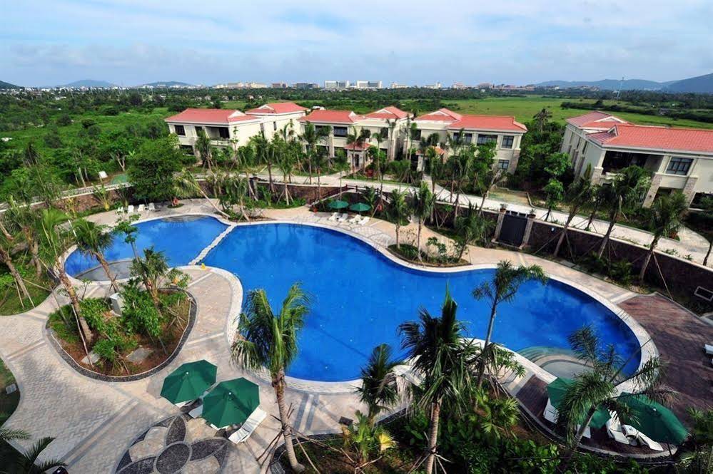 Dragon Bay Hotel