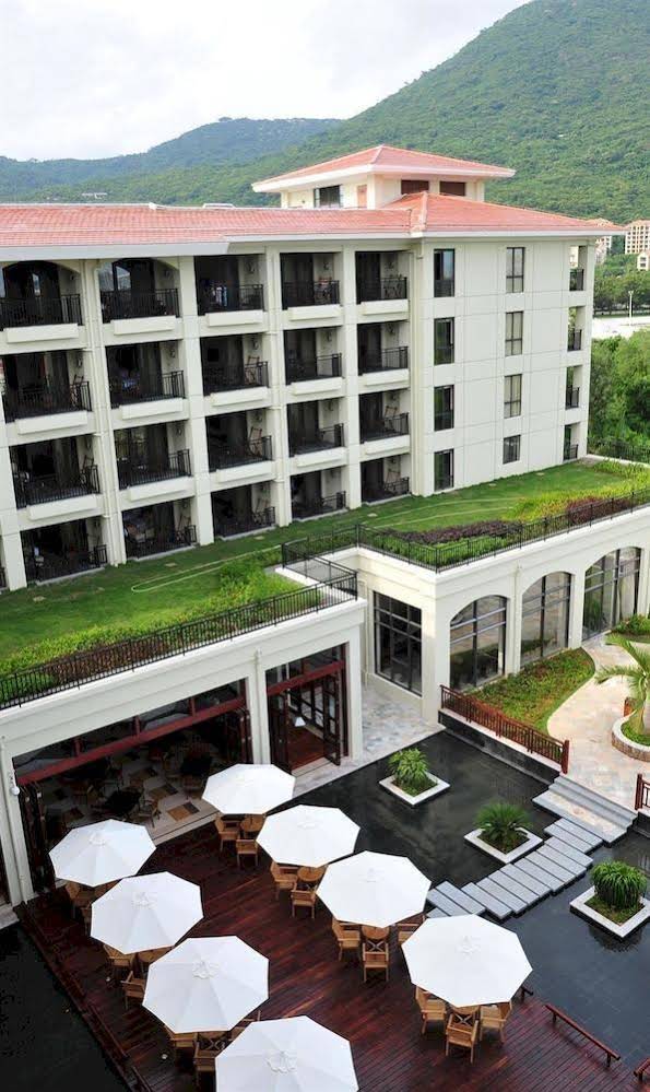 Dragon Bay Hotel