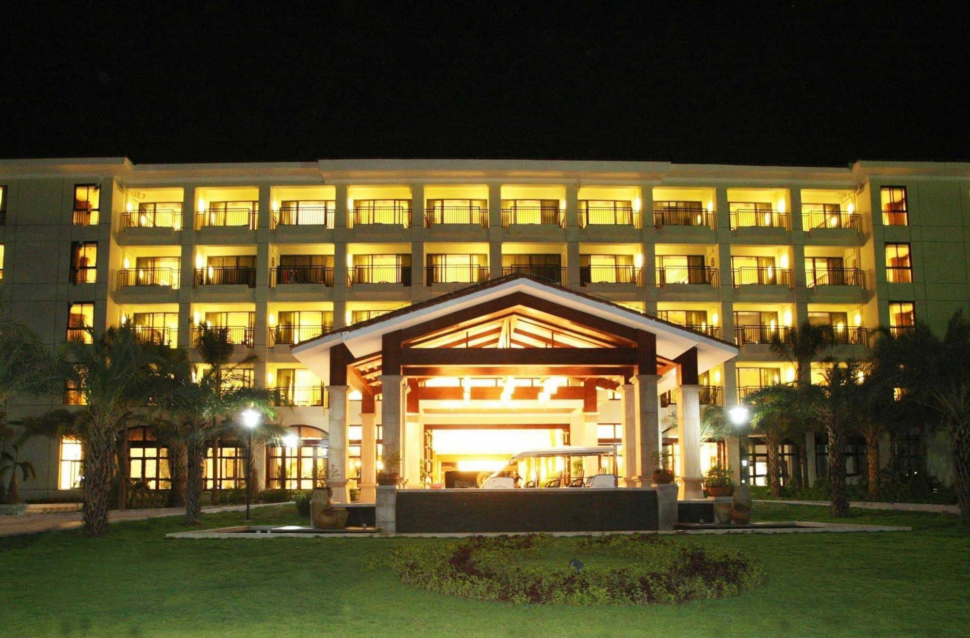 Dragon Bay Hotel