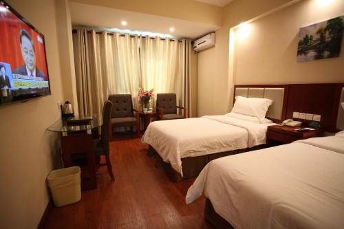 Greentree Inn Sanya He Ping Street Hotel