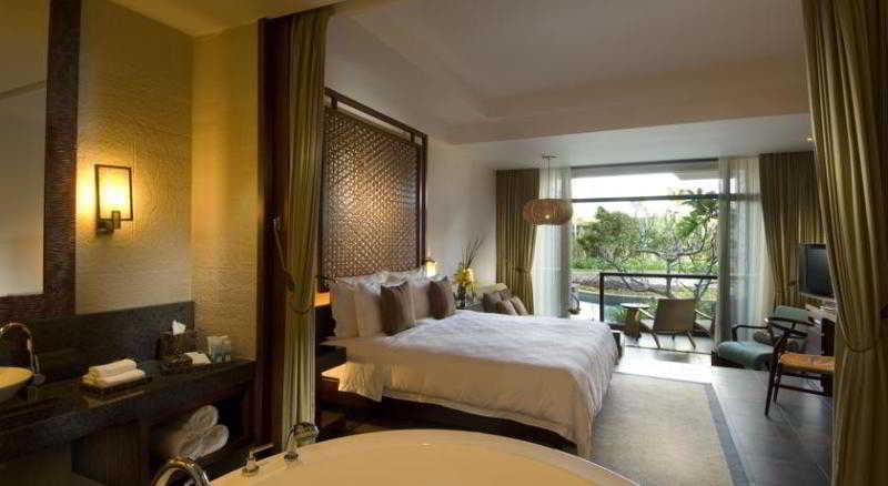 Hilton Sanya Yalong Bay Resort & Spa