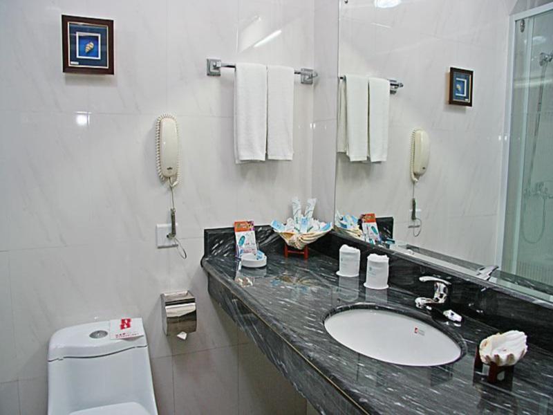Huandao Beach Hotel