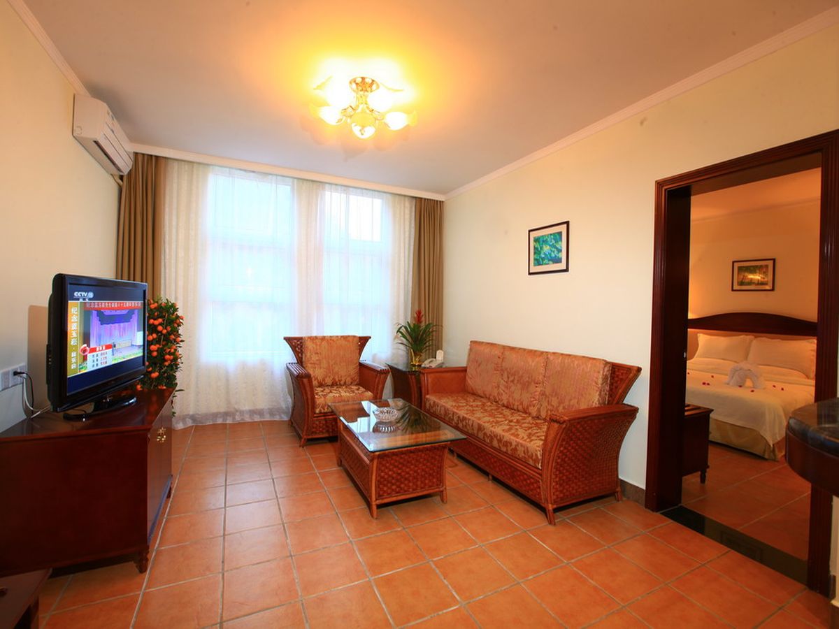 Huandao Beach Hotel
