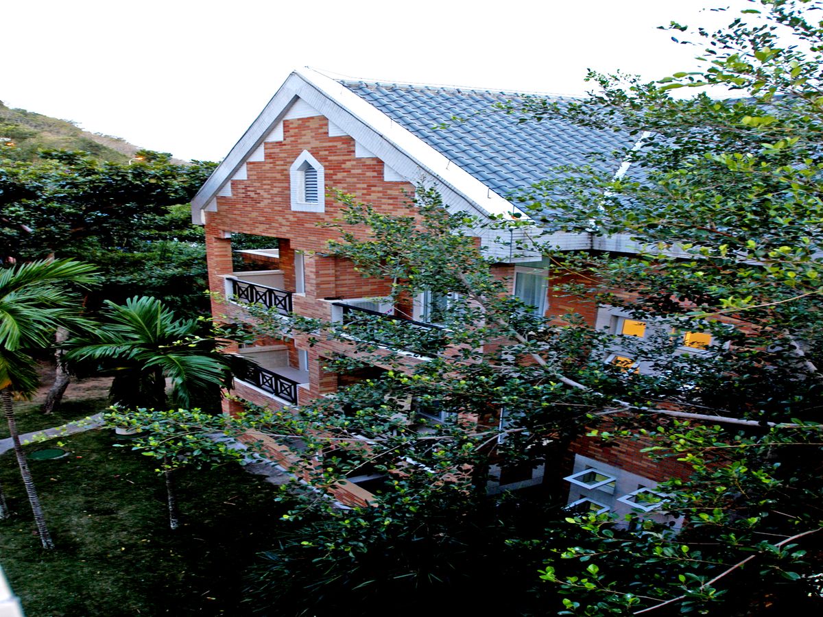 Huandao Beach Hotel