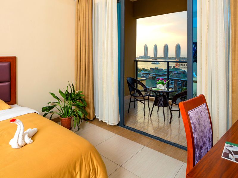 Sanya Mango Sea View Hotel