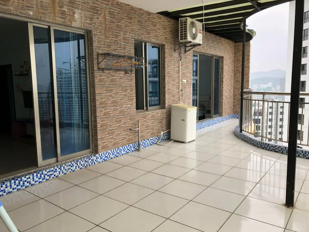Sanya Ninety Steps Seaview Apartment