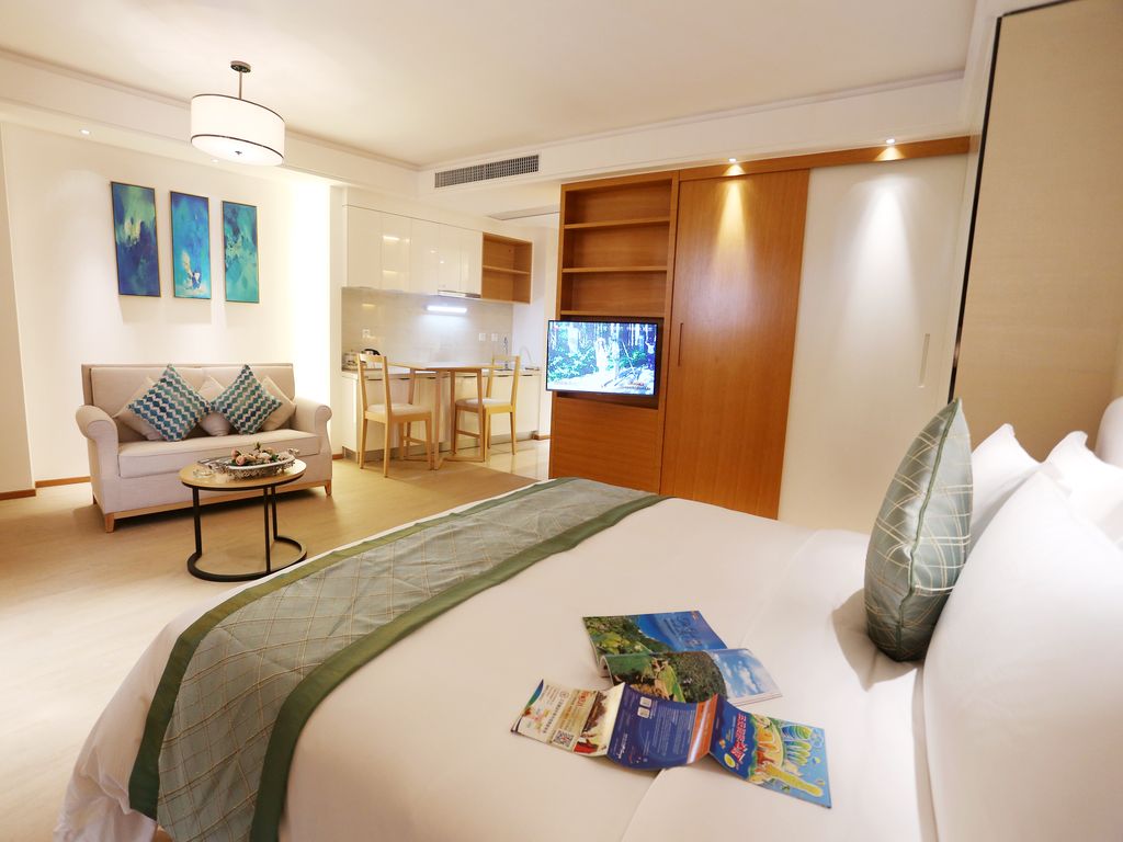 Sanya Poly Phoenix Hotel